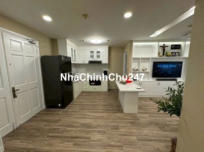 Gia đình bán CH Tản Đà 75m2, 2PN, góc, có SH. Giá chính chủ: 3.9 tỷ TL