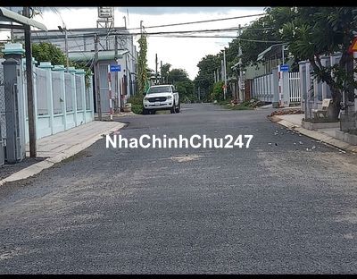 Nhà 5x29m, đường nhựa 10m, cách cây xăng 53 vài phút