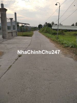 Xã Nhựt Chánh 469triệu có 135m2 thổ cư. Đường Ô Tô. Nền cao Ráo