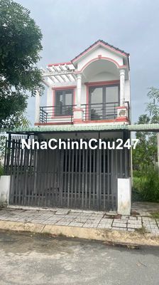 Cắt lỗ căn nhà trệt lầu đường Mỹ Hạnh 75m2 full thổ đường nhựa 12m