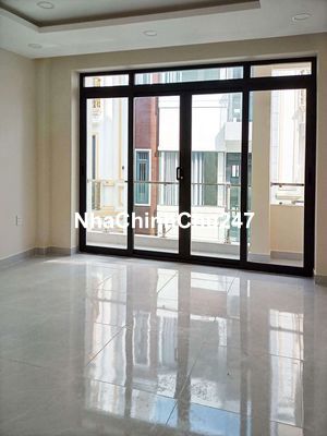 Nhà phân khúc dưới 5 tỷ có ngay hẻm xe hơi Q11 Lạc Long Quân