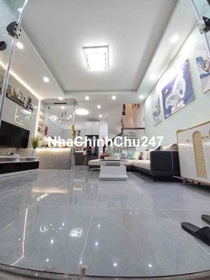 CHÍNH CHỦ CẦN BÁN. NHÀ GIÁP BÁT .Nhà đẹp lô góc, 40m2. 4 phòng ngủ. Mt