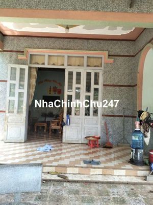 Chủ nhờ bán miếng đất có căn nhà cấp . Dt 1001m2