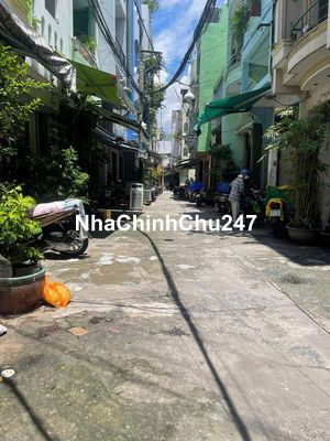 Chính chủ kẹt tiền bán gấp 
nhà hẻm ô tô Nguyễn Trãi, Quận 5