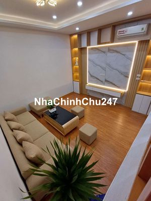 Chính chủ cần bán nhà dt 52m 5 tầng nhà xây độc lập, 10m ra ô tô