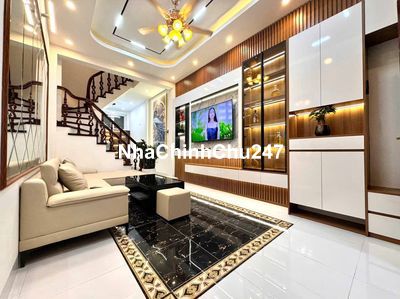 Chính Chủ Bán Gấp Nhà Quan Hoa 48m2 Gần Phố, Gần Oto, 8.5 tỷ, Sổ Đẹp.