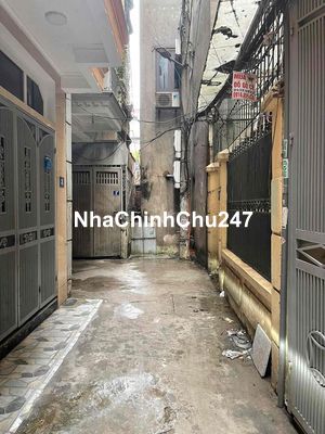 chính chủ bán nhà phố dịch vọng nhà 4T cũ khung cột chắc chắn có thể