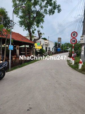 Mình chính chủ. Bán miến đất đẹp. Đường đá. 2 ôtô  tránh được.