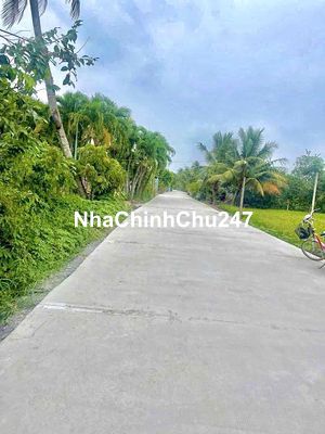 Đất thổ đường xe 7 chỗ gần nhựa