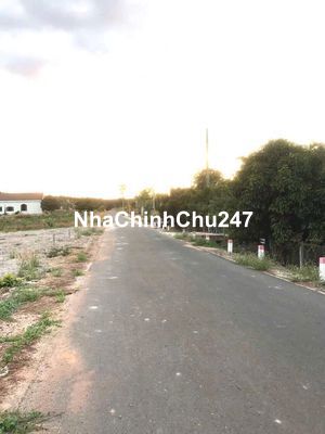 Bán đất nền 2500m2 Bình Dương sẵn thổ cư, cách DT748 vài phút đi xe