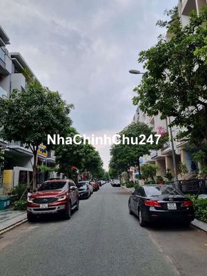 Chính chủ bán cặp nhà phố khu đô thị vạn phúc