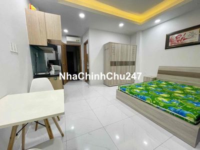 CHDV Giáp Q5, thang máy, mặt tiền đường lớn, không chung chủ