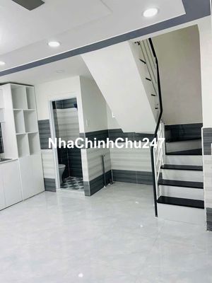 Nhà đúc 3lầu sân thượng. 3PN2WC. P.H Thành Q12. Bao QH. Chủ gốc ký bán