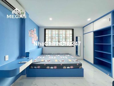 TRỐNG LẠI CĂN STUDIO - TONE XANH MÁT - CỬA SỔ NGAY GẦN Dân Chủ