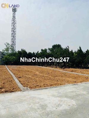 Chính chủ bán đất thổ cư 150m2, cạnh sân bóng, ô tô đi thoải mái