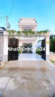 HẠ 100TR... CHỦ NGỘP BÁN GẤP NHÀ 2 LẦU SỔ RIÊNG GIÁP PHƯỜNG TÂN PHONG