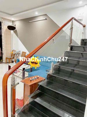 Nhà Lầu 80m2 hoàn công 3PN Đông Nam khu 586 gần Chợ va bv Hoàn My CRan