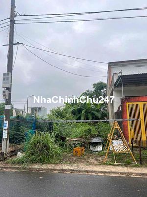 chủ cần tiền nhờ bán gấp lô đất đường liêm lạc 20,đối diện công viên