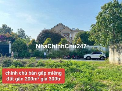 Chính chủ cần bán gấp lô mặt tiền nhựa 300tr