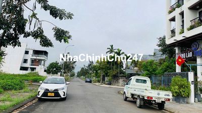 BÁN LÔ ĐẤT 180M² – HƯỚNG NAM  tại FPT