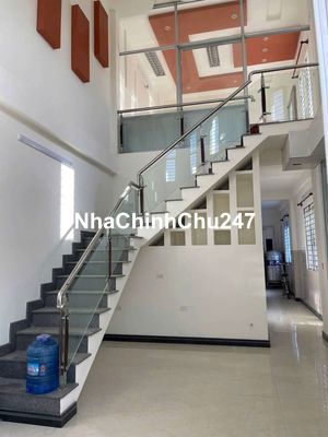 Nhà gốc 2 mặt tiền 1 trệt 1 lầu đường trần văn long giá rẻ