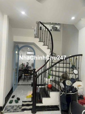 VIP TÂY MỖ-10M Ô TÔ- 4PN - FULL NỘI THẤT- NGÕ THÔNG -TIỆN ÍCH VINSMART