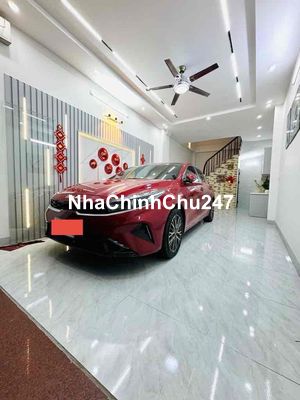 Bán nhà Đường Nguyễn Văn Cừ có gara ô tô diện tích 42m2