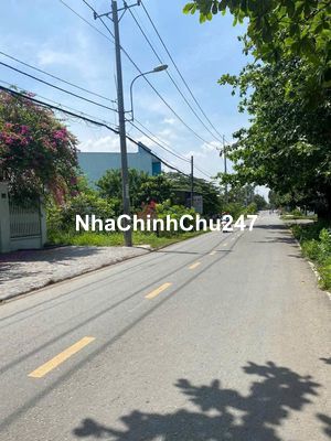 Chủ cần bán lô đất mt Suối Lội xã Tân Thông Hội 100m2 shr giá 1tỷ850