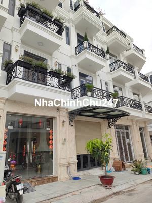 Cần bán nhanh nhà full nội thất đường Vườn Lài An Phú Đông, quận 12