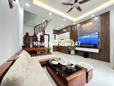 Bán Gấp! Thái Hà, Sát Phố, 35m ô tô, lô góc, full nội thất, 46m2*5T